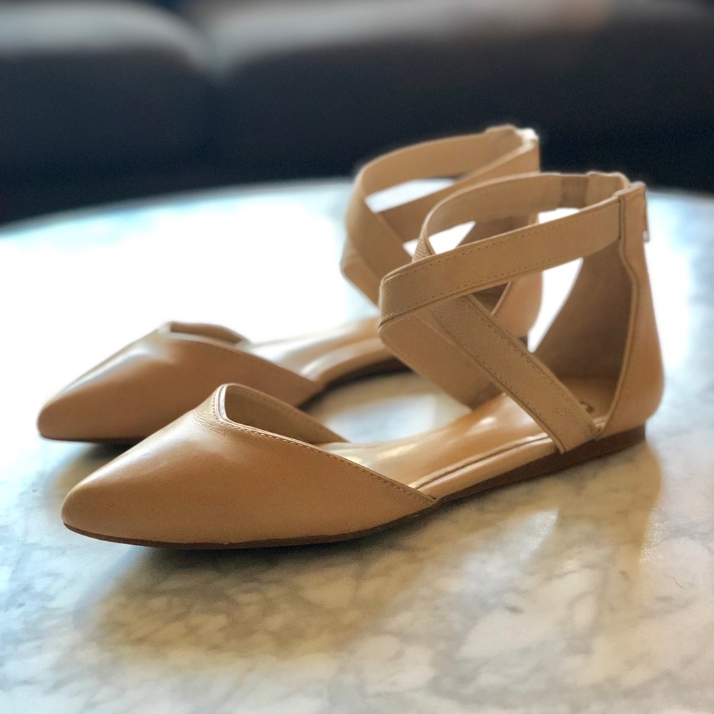 Gianni Bini nude flats